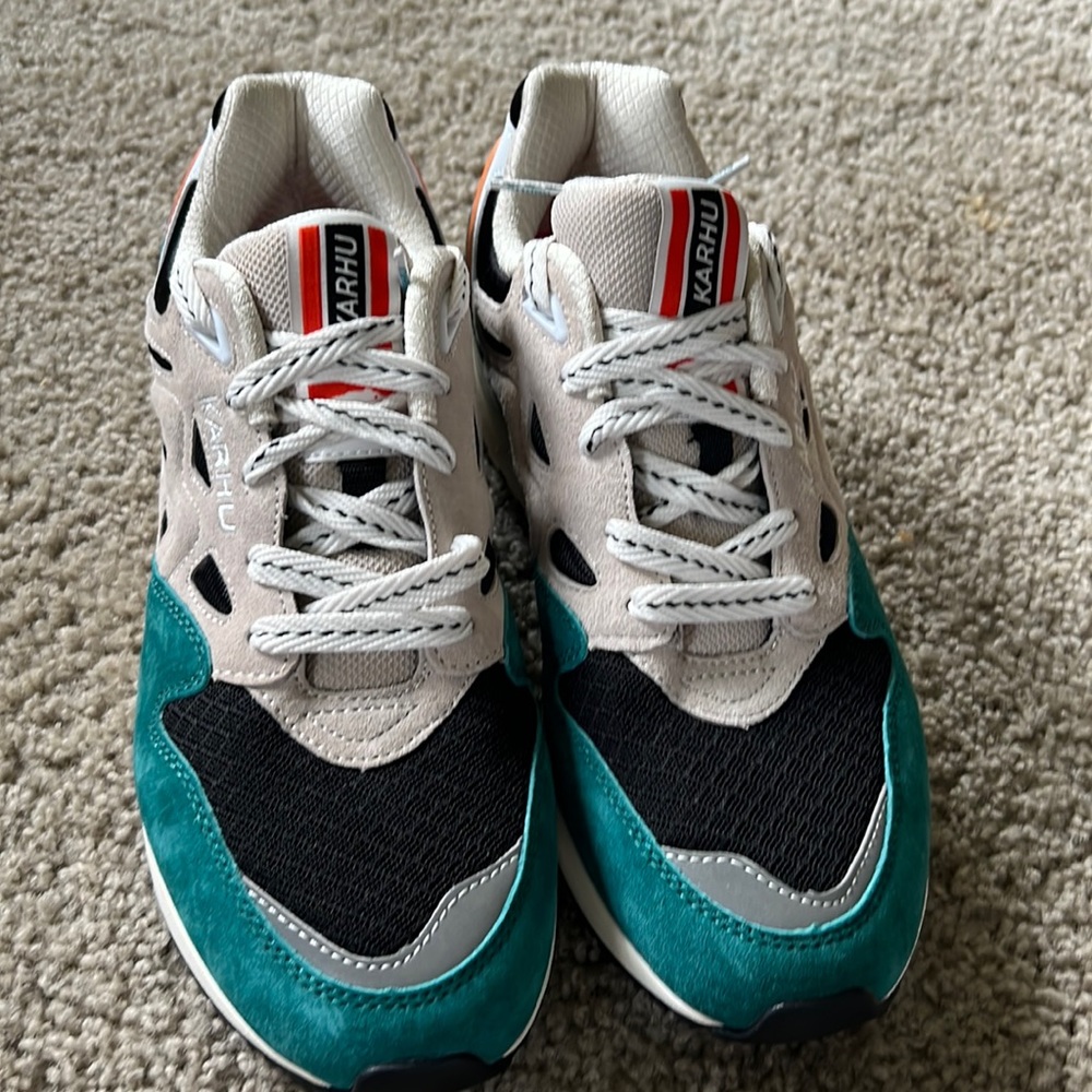 Brand new, Karhu Air Cushion sneakers